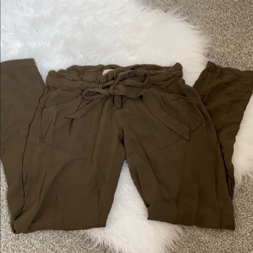 Super soft Jolt Tie Front Pants size 0